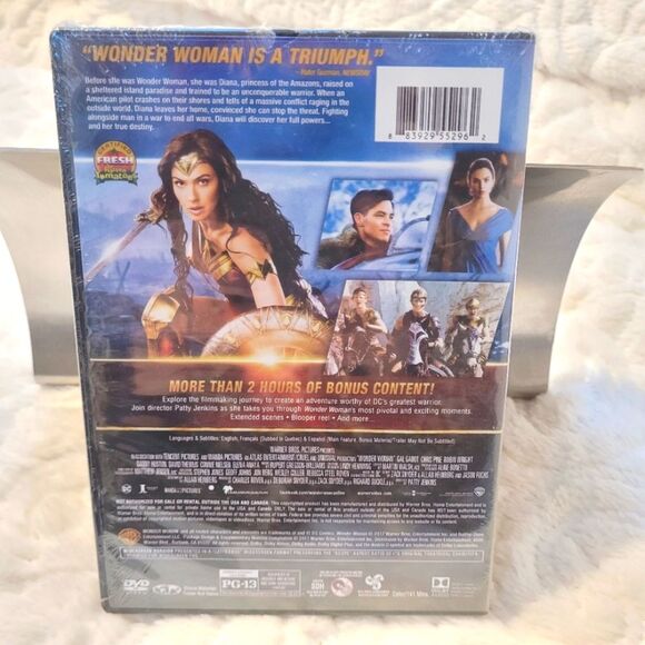 Wonder Woman DVD DC Comics Gal Gadot Chris Pine Robin Wright New Sealed - Picture 2 of 6